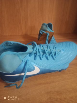 Botas de fútbol Nike azules