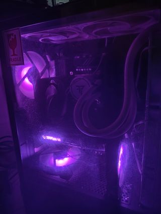 Pc i7 14000kf rtx 4060 ti