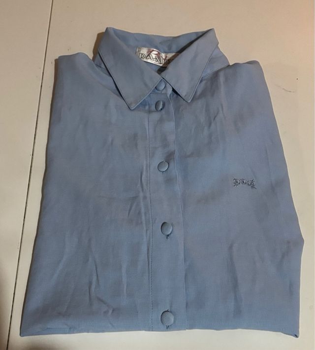 Camisa celeste M manga corta