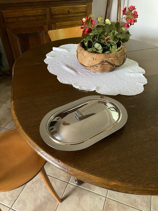 Teglia in acciaio con coperchio