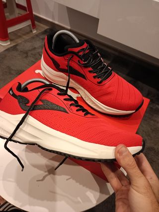 Zapatillas Joma Deportivas Rojas y Negras