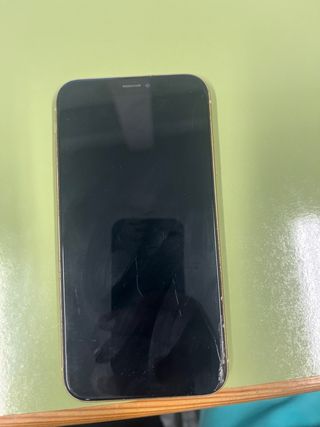 iPhone XR Amarillo
