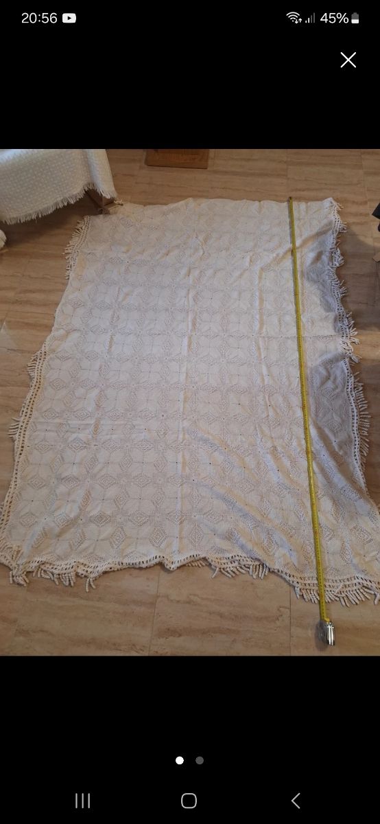 Trapunta fatta a mano all'uncinetto