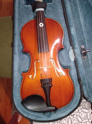 Violín 1/2 con funda y arco