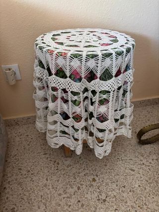 Falda de mesa camilla crochet