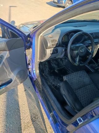 SEAT Leon 2001