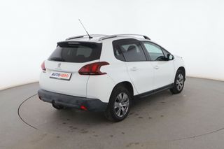 Peugeot 2008 1.2 PureTech Style