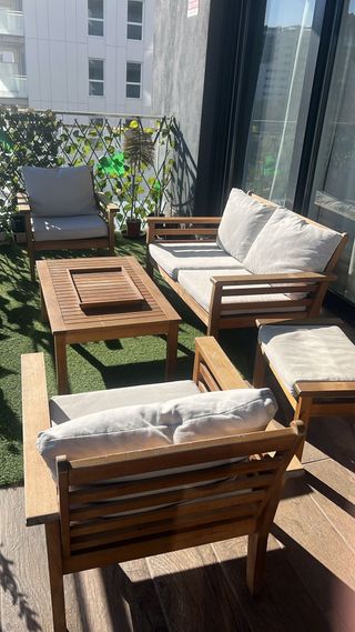 Mueble de terraza de madera