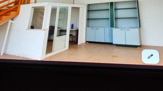 Es llogue local de  90m2. Amb aigua i llum