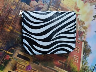Cartera con estampado de cebra