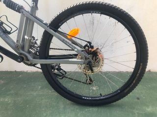 Bicicleta Montaña aluminio doble suspensión