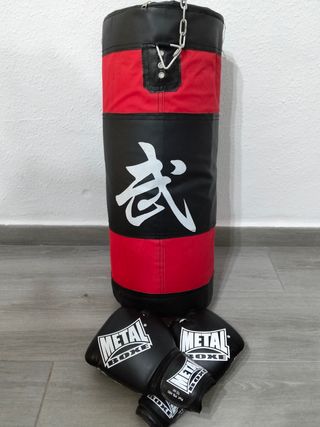 Saco boxeo y guantes Metal Boxe