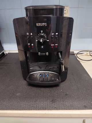 Cafetera Krups Negra