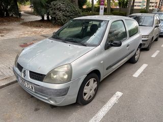 Renault Clio 2003
