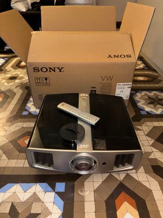 Proyector JVC DLA-HD1BE Alta Gama