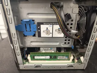 HP Microserver Gen8 Xeon E3 1260L 10GB RAM
