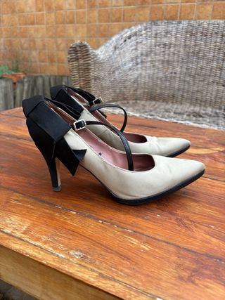 Pedro Miralles Zapatos Tacón Beige y Negro