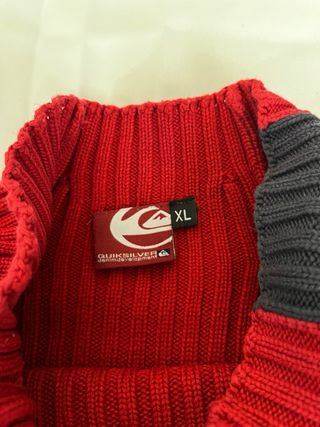 Jersey rojo burdeos Quiksilver canalé cuello chime