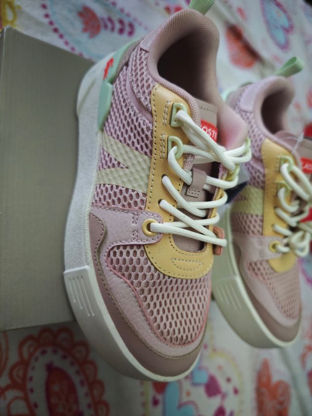 Deportivas Lacoste Beige y Rosa