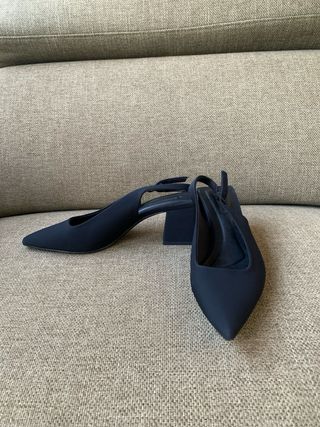 Zapatos de tacón negros de Stradivarius 