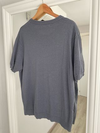 Camiseta Zara gris de manga corta