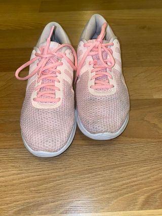 Zapatillas Nike Rosas y Blancas