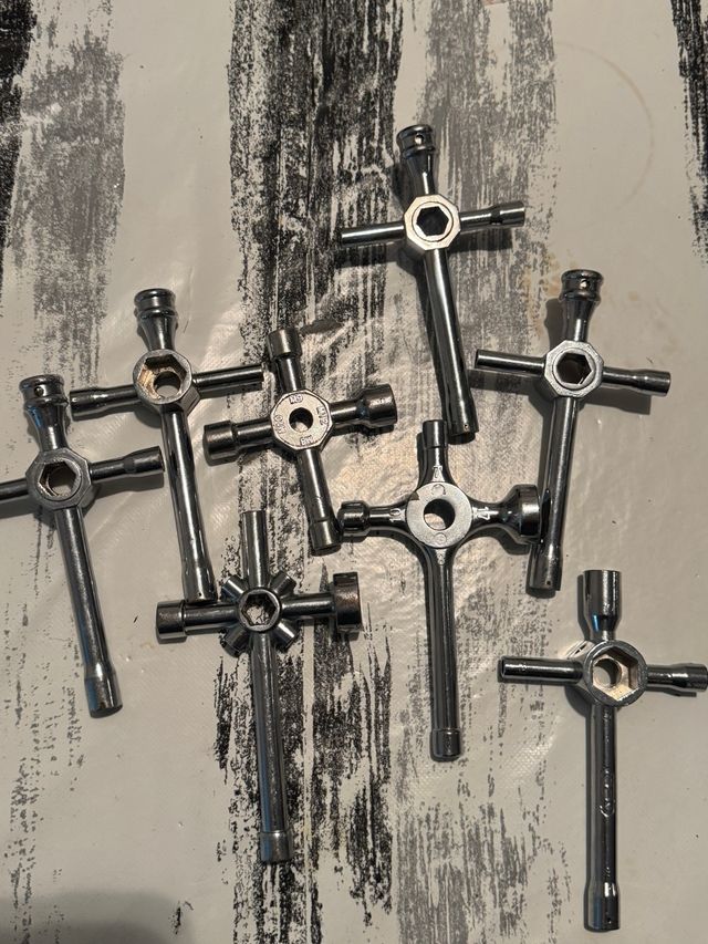 Llave en Cruz RC 4 Vías