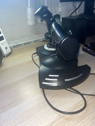 Joystick Thrustmaster Hotas one
