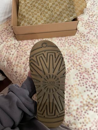Botas UGG caña alta talla 36