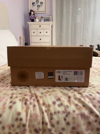 Botas UGG caña alta talla 36