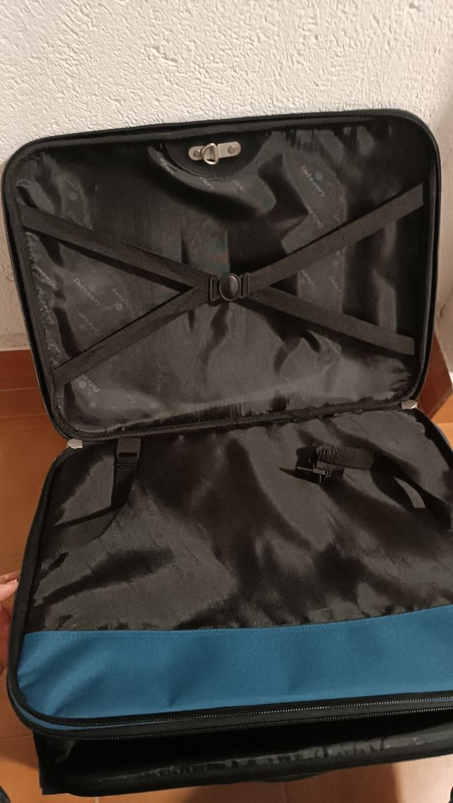 Maleta mediana extensible azul Deluxury