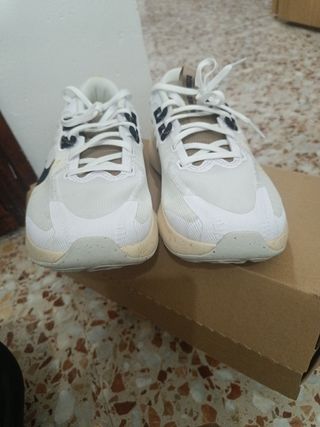 Zapatillas Nike Trail Juniper II Talla 43