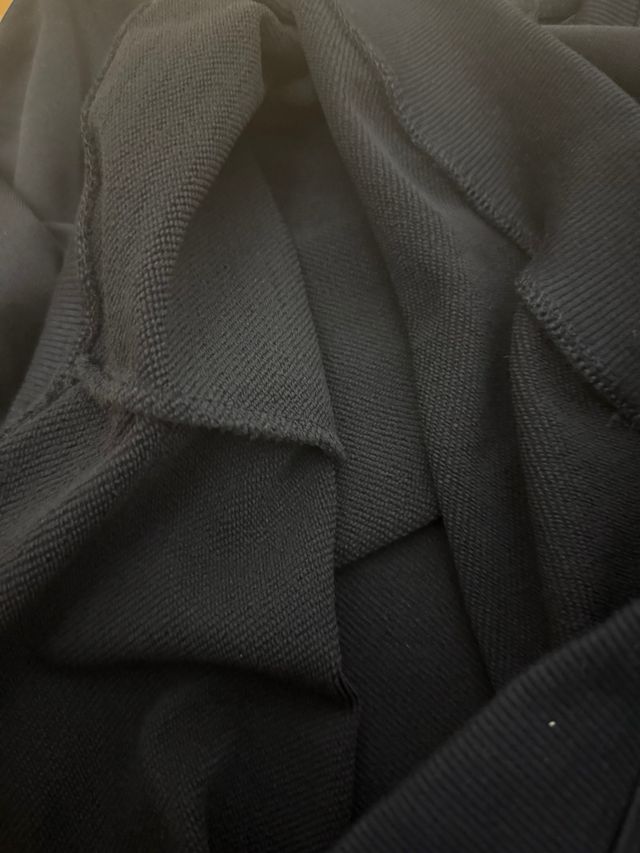 Sudadera Prada Negra con Chapa