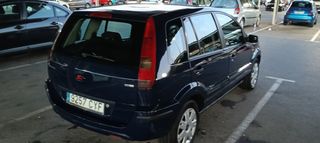 Ford Fusion 2004