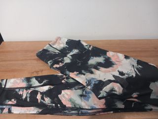 Mallas deportivas estampado floral