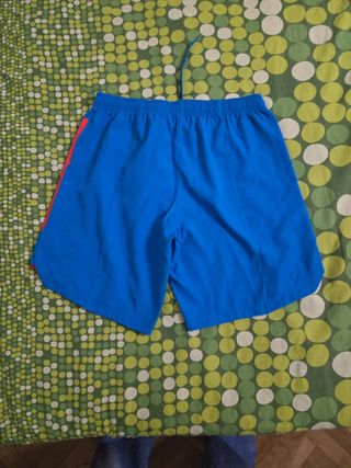 Pantalón corto Adidas azul y naranja