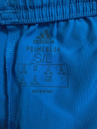 Pantalón corto Adidas azul y naranja