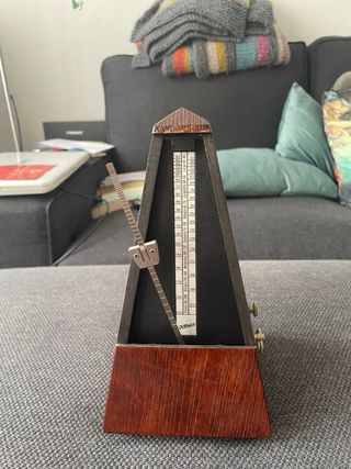 Metrónomo de cuerda Wittner