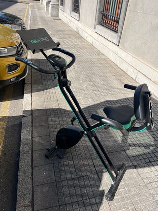 Bicicleta Estática Cecotec Compacta