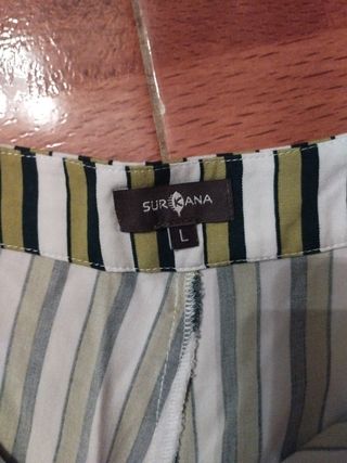 Bermuda de mujer a rayas