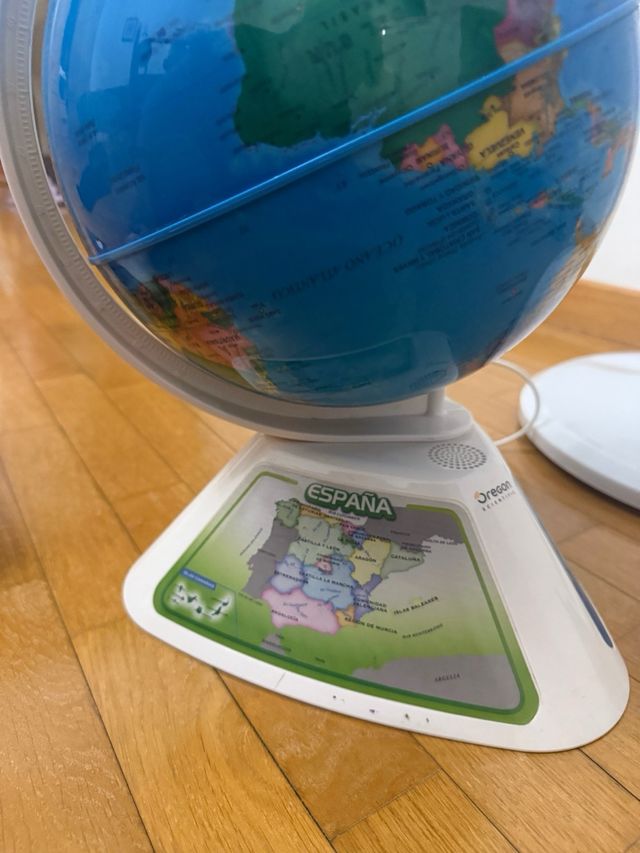 Globo Terraqueo Educativo Oregon Scientific