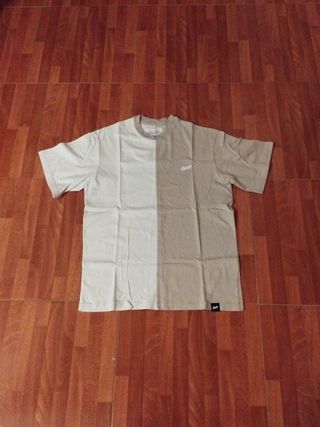 Camiseta Pull&Bear bicolor beige y marrón