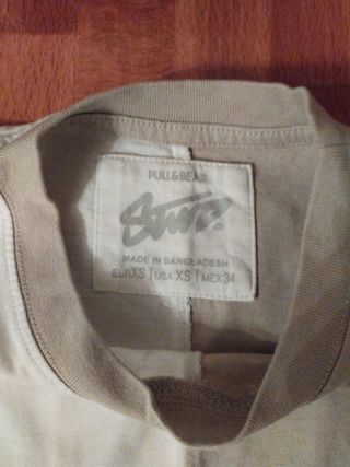 Camiseta Pull&Bear bicolor beige y marrón