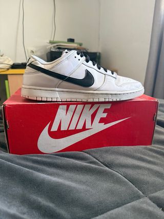 Nike Dunk Low Blancas y Negras