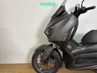 YAMAHA XMAX 300