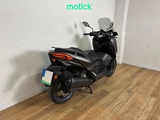 YAMAHA XMAX 300