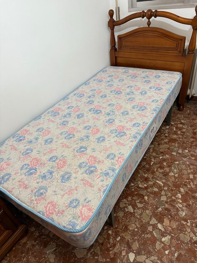 Cama: Cabecero, somier y colchón de 90
