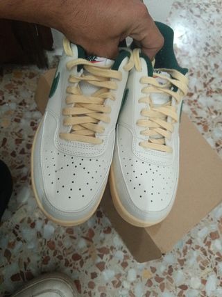 Nike Court Vision talla 43