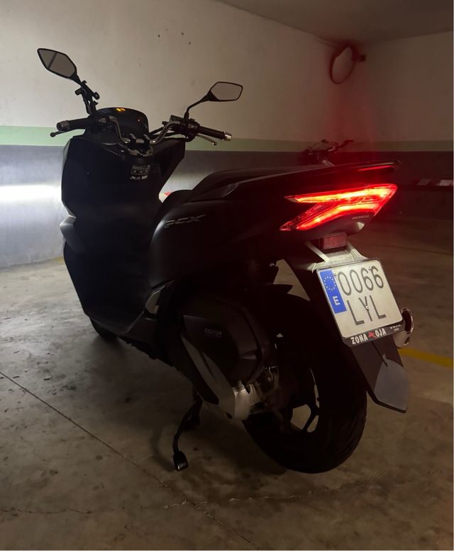 Honda PCX Scooter 2022