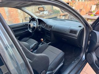 Volkswagen Golf 1.8t Gti especial edición